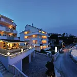 Eight-bedroom Okrug Gornji With Sea View 05 *