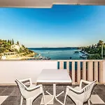 Eight-bedroom Okrug Gornji With Sea View 05 *