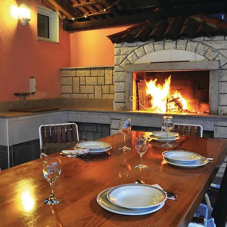 Eight-bedroom Okrug Gornji With Sea View 05 Σπίτι διακοπών *