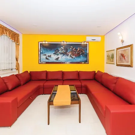 Eight-bedroom Okrug Gornji With Sea View 05 Σπίτι διακοπών Τρογκίρ